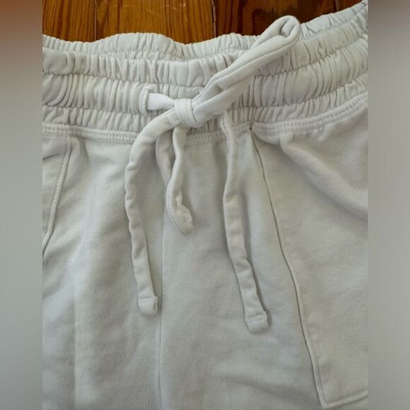 Goodlife Shorts  - Picture 3 of 5